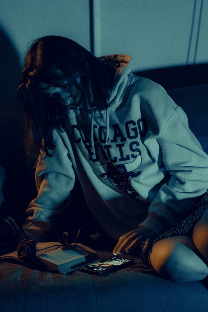 night girl hoody